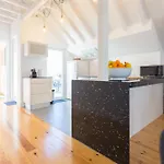 Not Dispo T3 120m2 Over The Roof With Terrasse Кашкайш