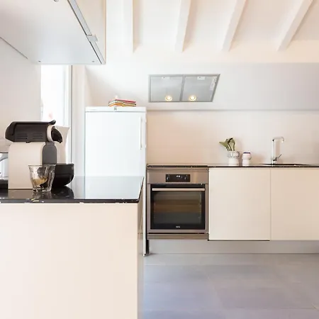 Not Dispo T3 120m2 Over The Roof With Terrasse